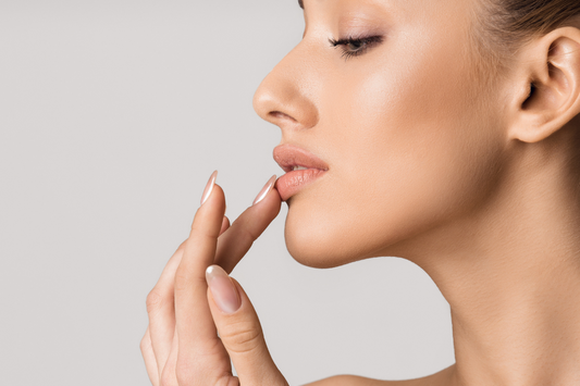 Labbra Perfette: Evoluzione, Tendenze e Tecniche Moderne per una Bellezza Naturale